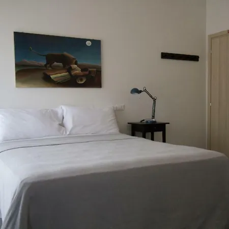 Soleluna Locazione Turistica Guest house *